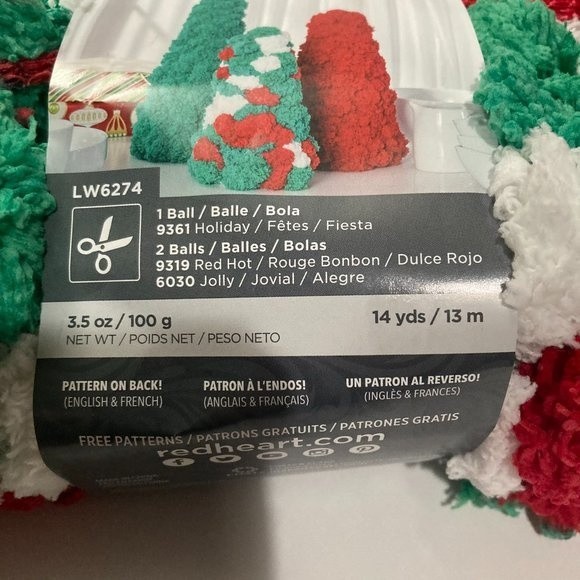 Red Heart Pomp A Doodle Jumbo Yarn Holiday Red White Green Christmas - Picture 7 of 13